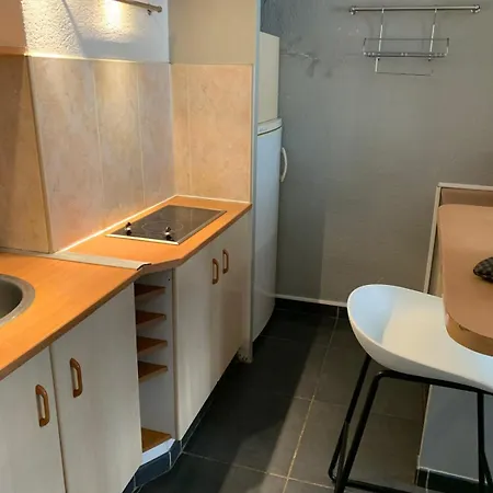 Apartman T2 Avec Clim Et Vue Laterale Sur Avec Acces Piscine Privee *